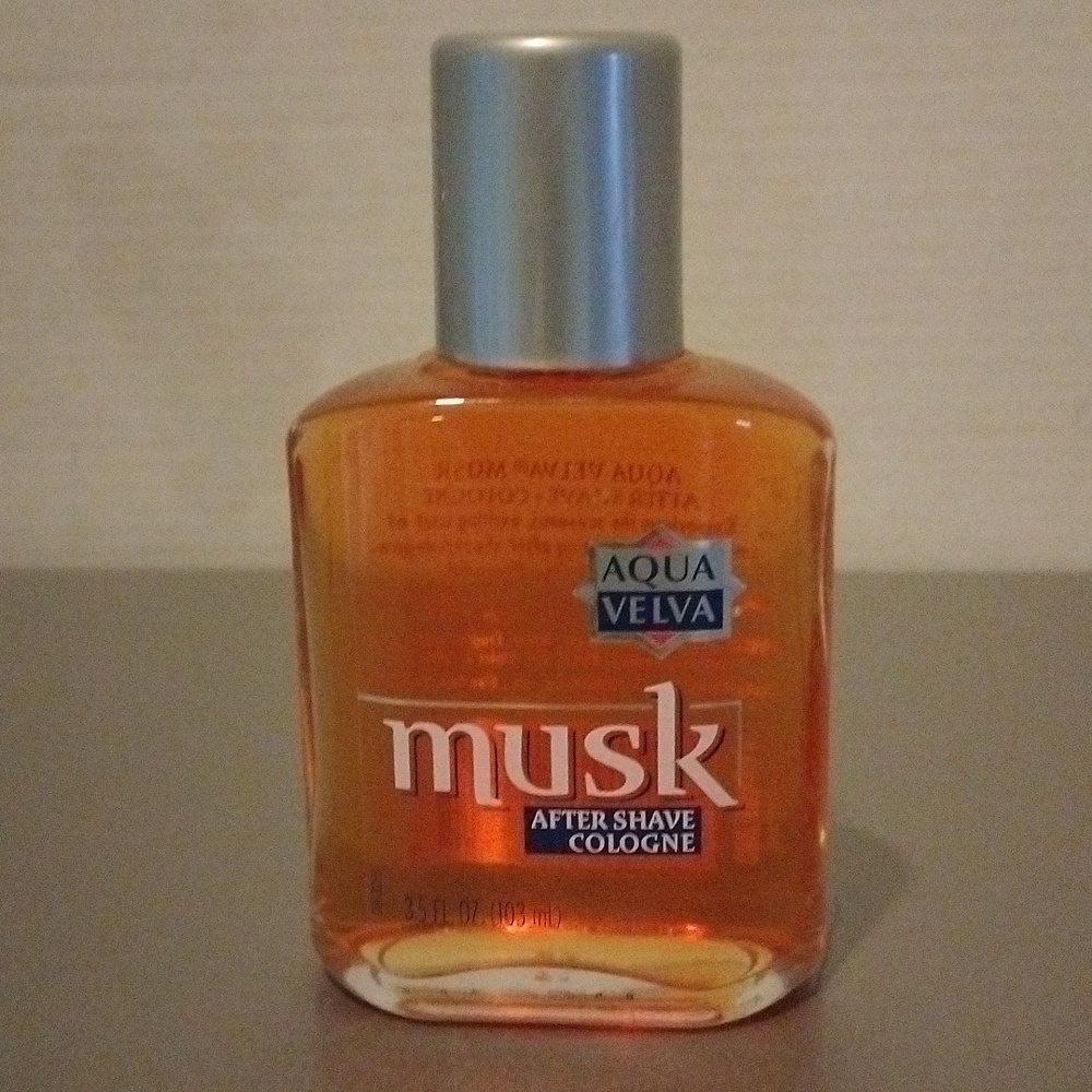 Aqua Velva Musk After Shave Cologne